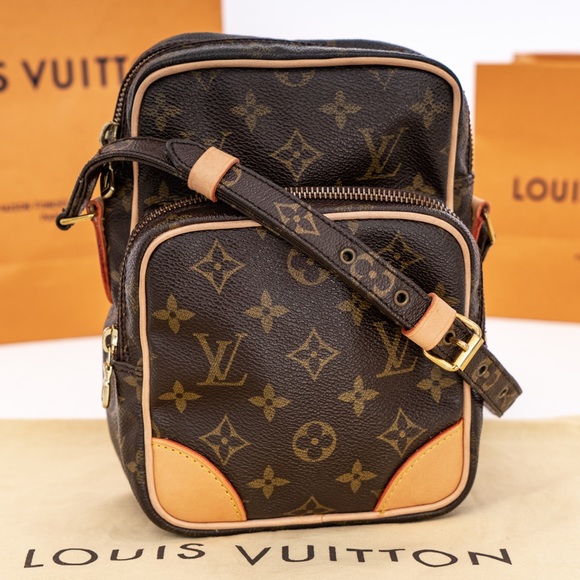 LOUIS VUITTON Amazone Crossbody Vintage